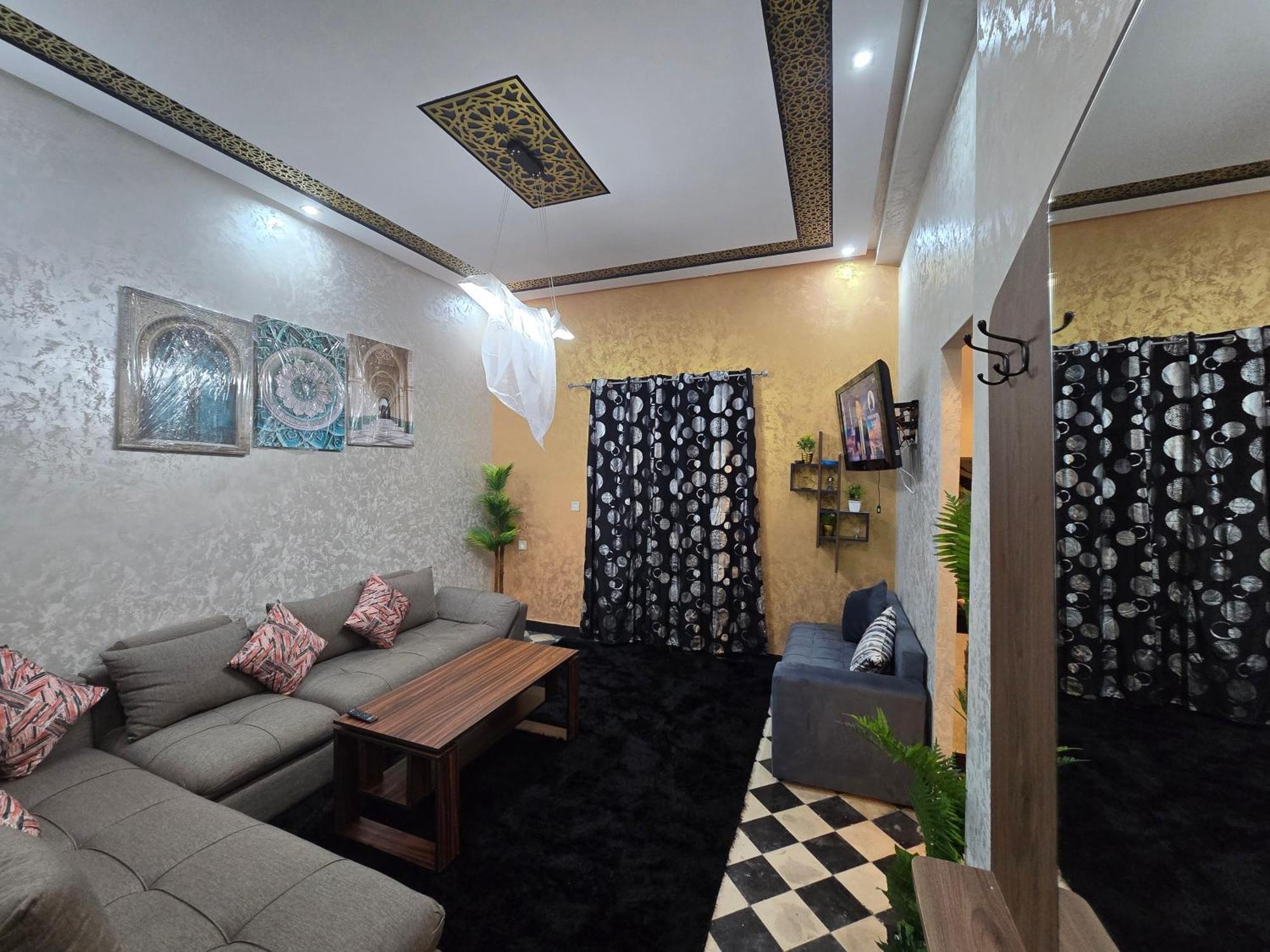 אל ג'אדידה Centre Ville Plage Avec 1 Seule Chambre 3 Pieces Au Total Pour Famille Ou Personnes Serieuses מראה חיצוני תמונה